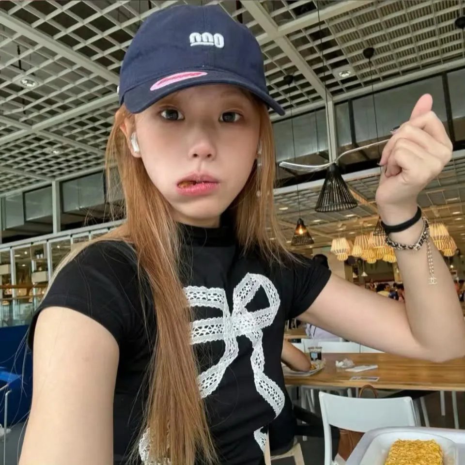女孩们都很好